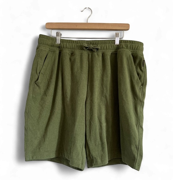 Jachs Green Athletic Shorts High-Waisted Relaxed Fit - Picture 1 of 2